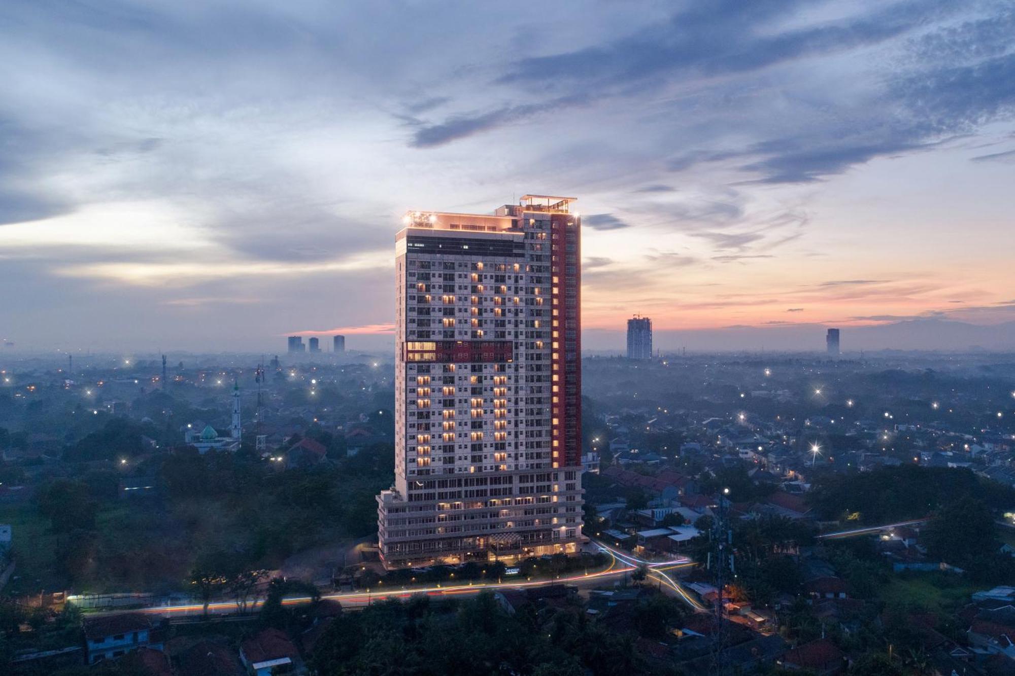 Ramada By Wyndham Serpong Εξωτερικό φωτογραφία