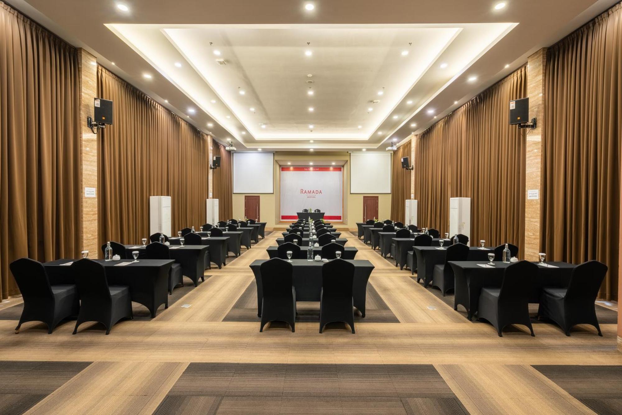 Ramada By Wyndham Serpong Εξωτερικό φωτογραφία