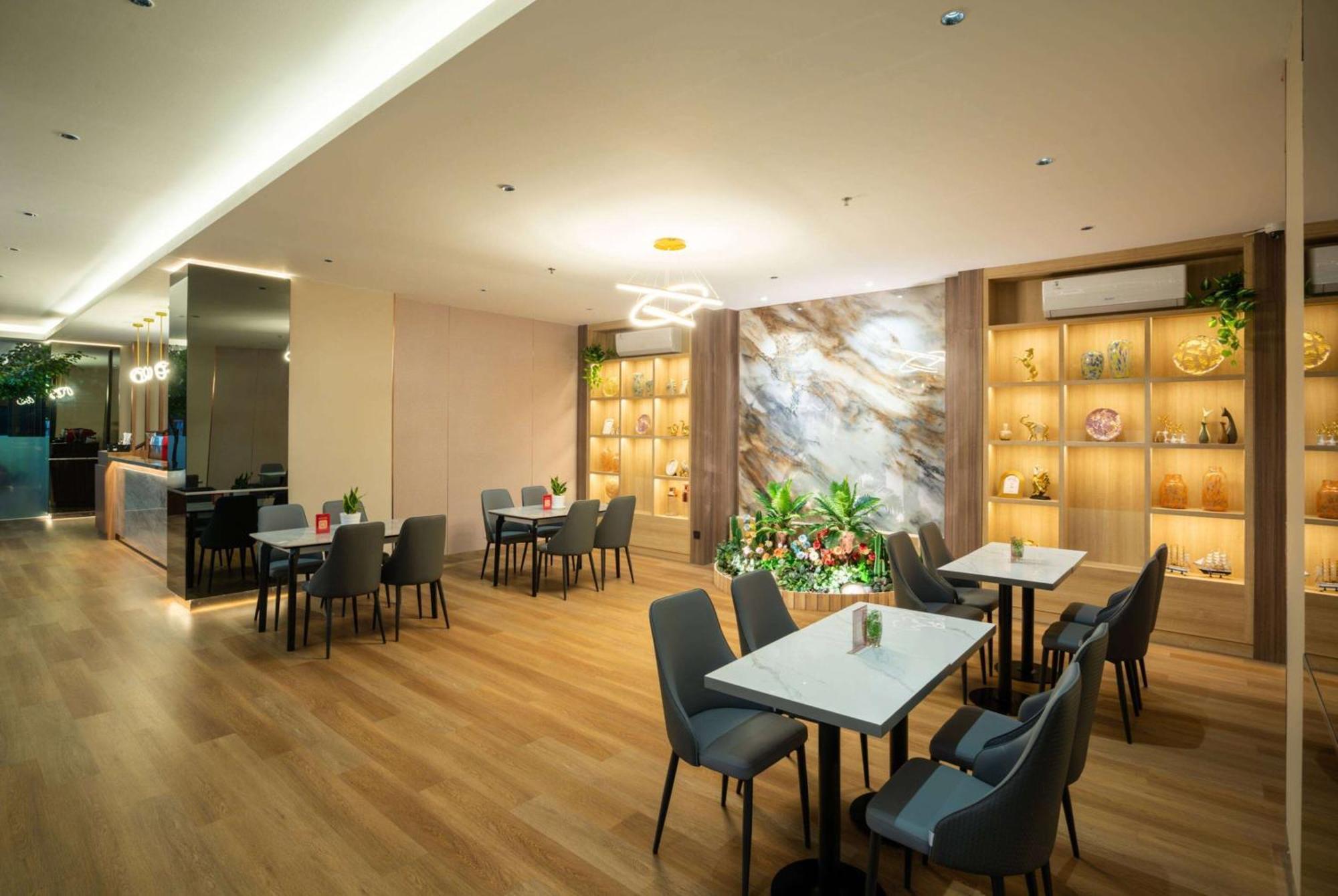 Ramada By Wyndham Serpong Εξωτερικό φωτογραφία