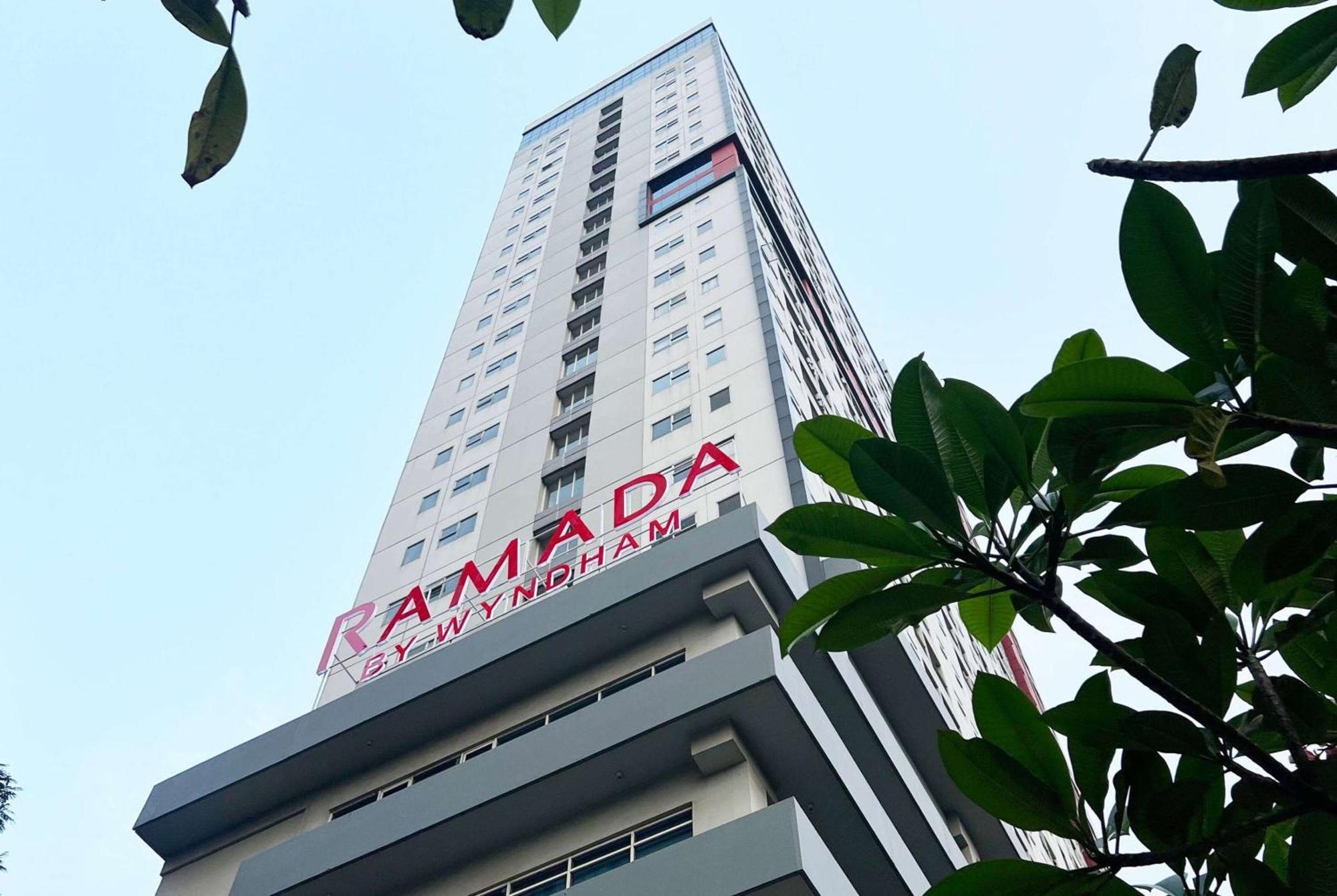 Ramada By Wyndham Serpong Εξωτερικό φωτογραφία