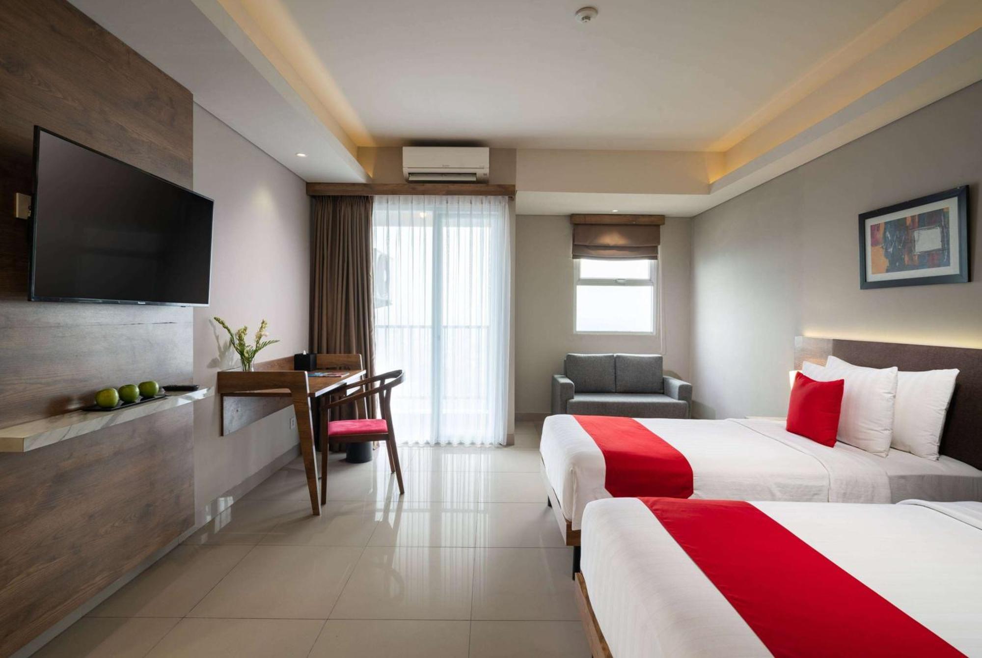 Ramada By Wyndham Serpong Εξωτερικό φωτογραφία