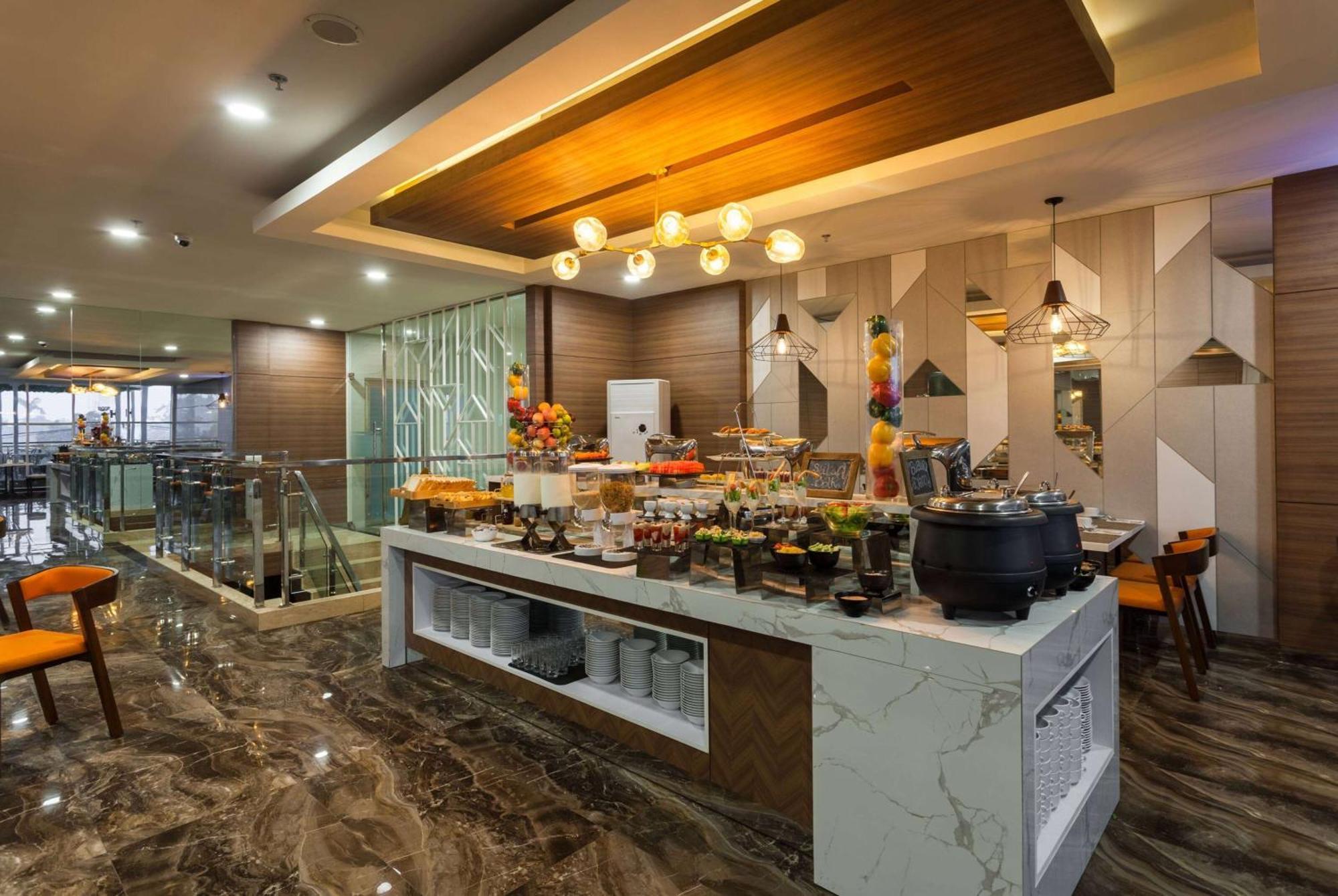 Ramada By Wyndham Serpong Εξωτερικό φωτογραφία