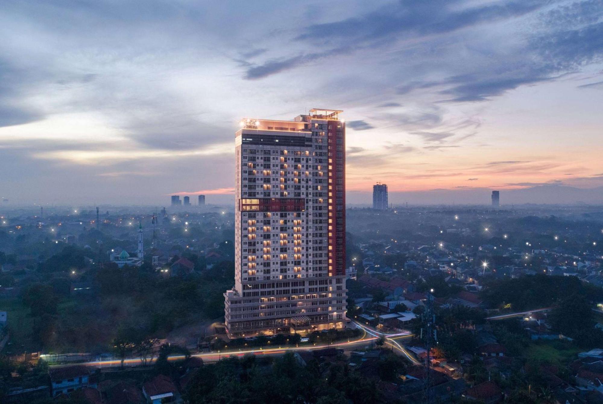 Ramada By Wyndham Serpong Εξωτερικό φωτογραφία