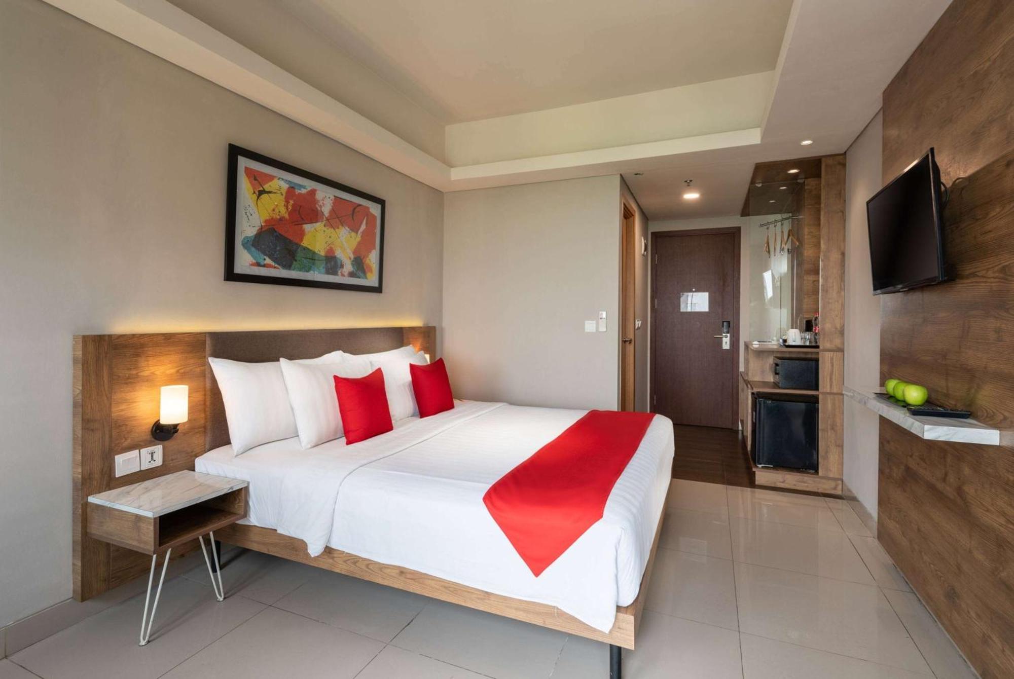 Ramada By Wyndham Serpong Εξωτερικό φωτογραφία