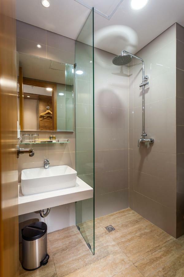 Ramada By Wyndham Serpong Εξωτερικό φωτογραφία